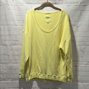 Aerie Butter Yellow Off the Shoulder Pullover Sweatshirt Woman’s size Small